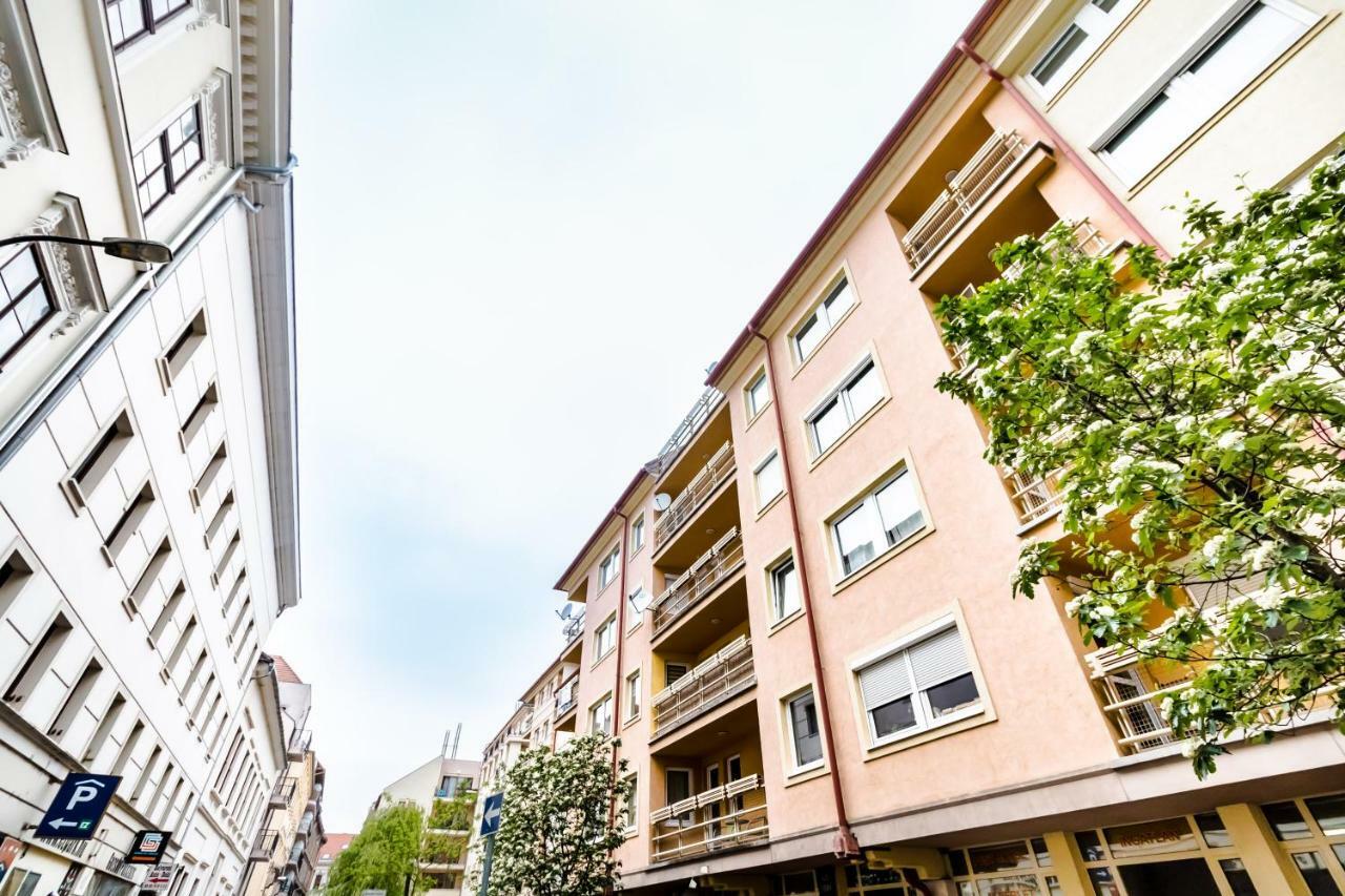 Bpr Hello Hollo Apartment Budapeste Exterior foto